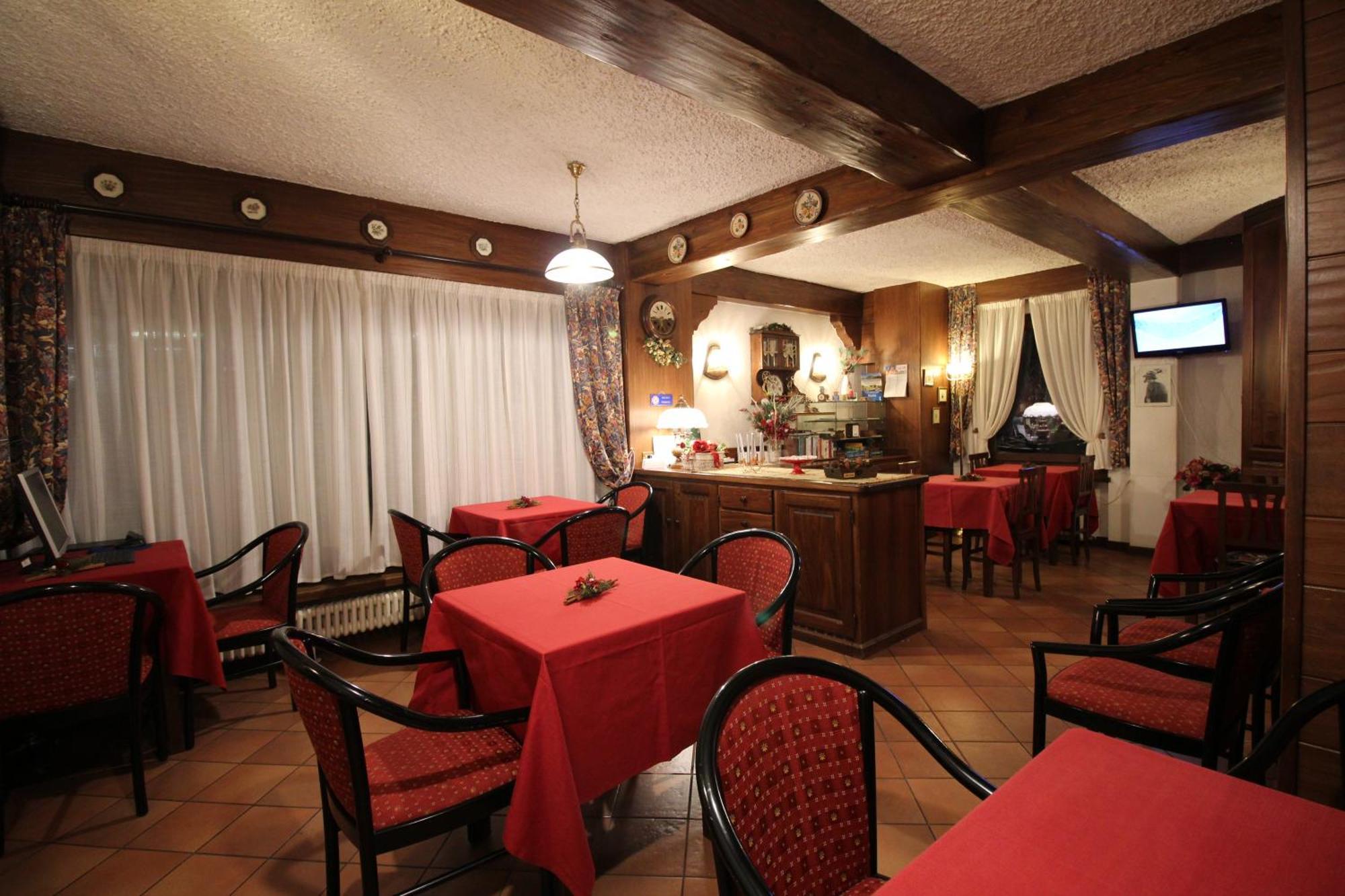 Hotel Meynet Breuil-Cervinia Bagian luar foto