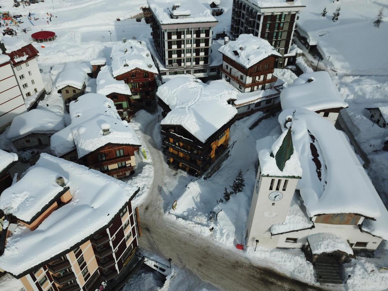 Hotel Meynet Breuil-Cervinia Bagian luar foto