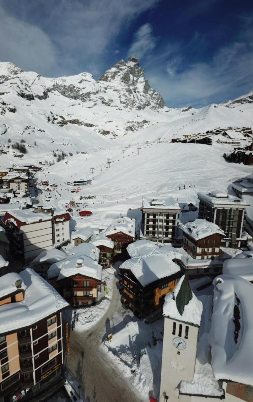 Hotel Meynet Breuil-Cervinia Bagian luar foto